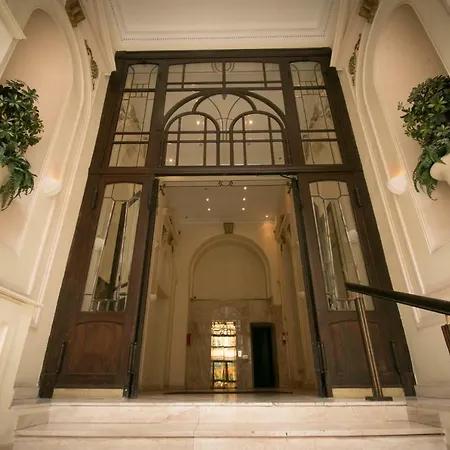 La Mesange Apartment *